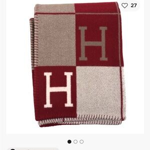 H Hermes Luxury Red and Gray Holiday Blanket